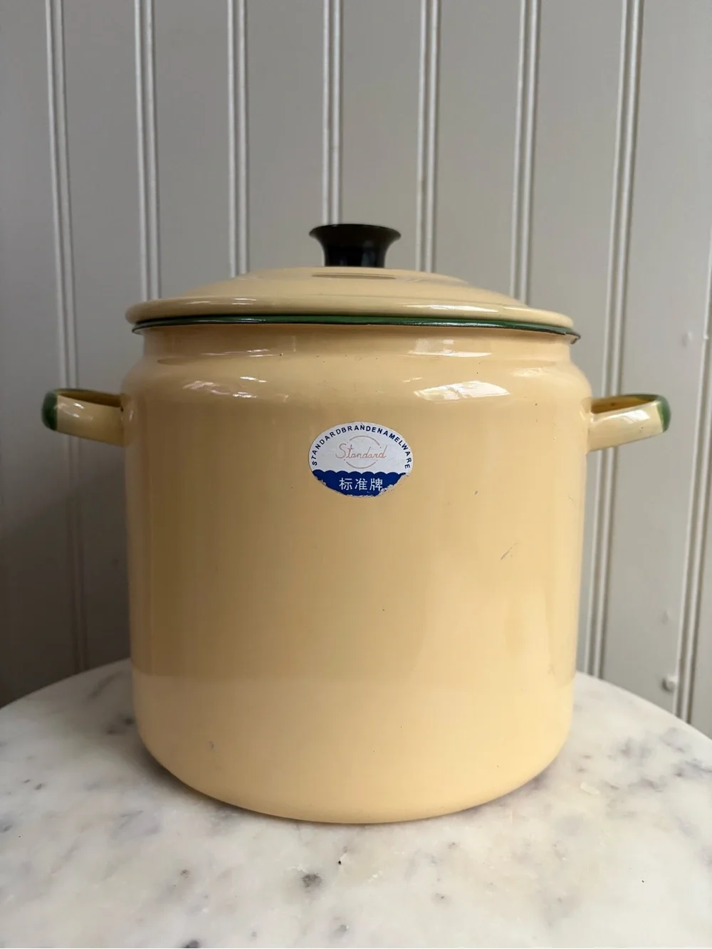 Vintage Standard Enamelware Pot w/Lid Butter Yellow VTG Cottagecore Farmhouse